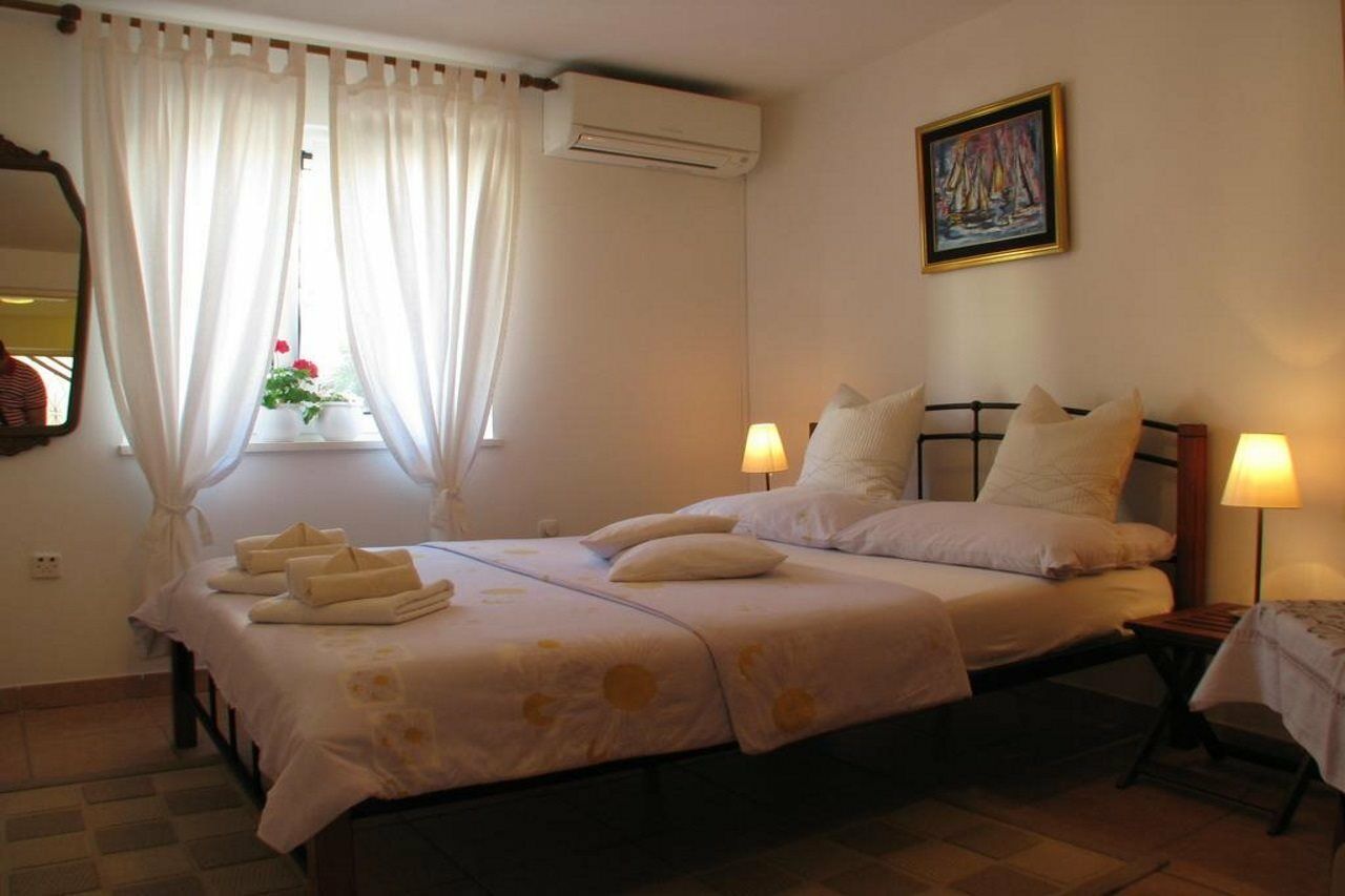 Split Center Suites Bagian luar foto