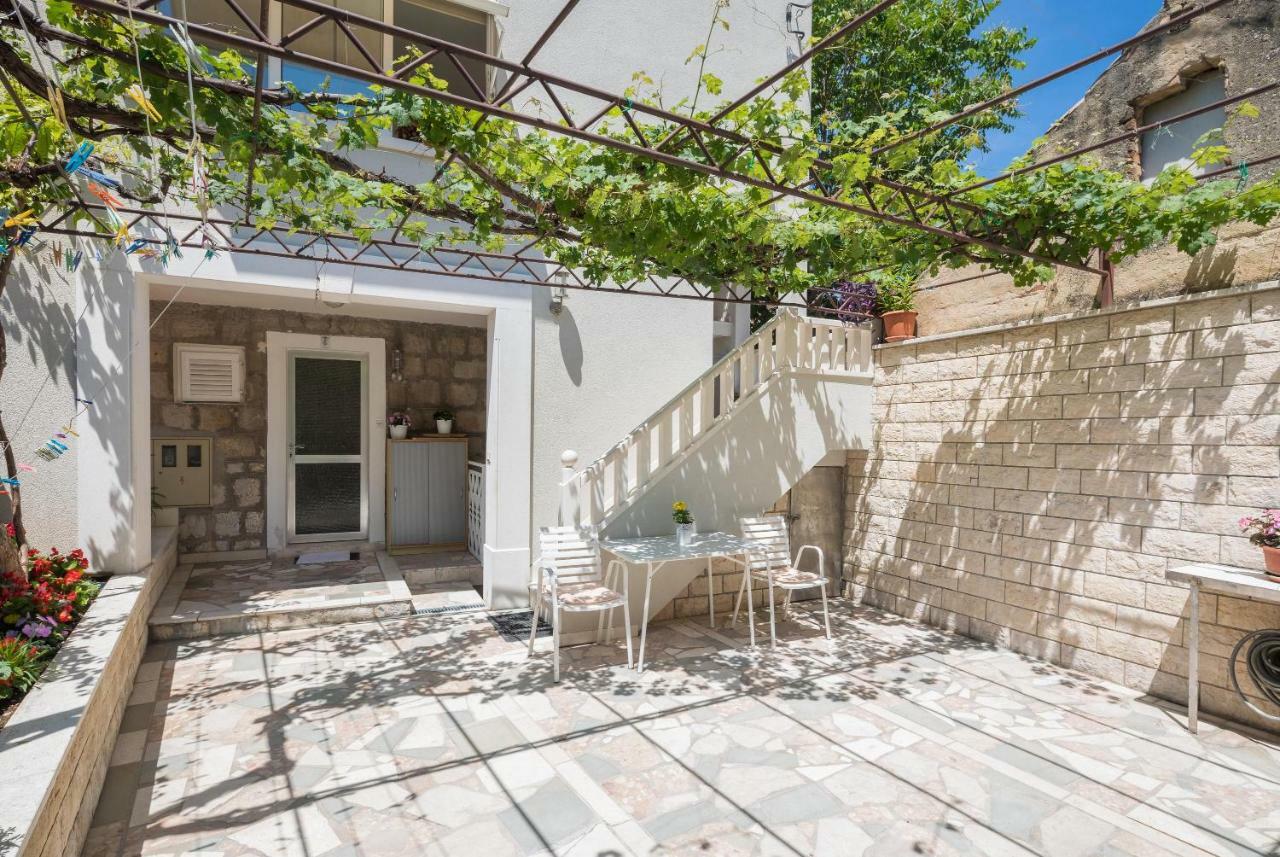 Split Center Suites Bagian luar foto