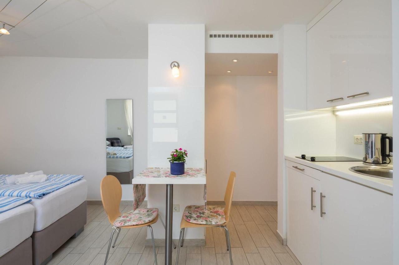 Split Center Suites Bagian luar foto